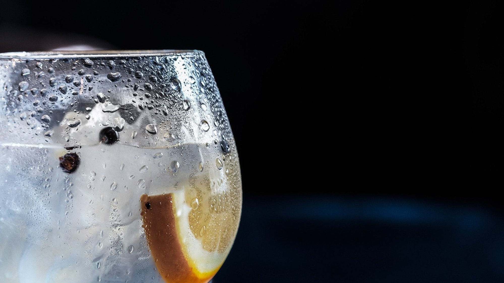 Gin and Tonic Calories Explained. A Smarter Choice for Dry January