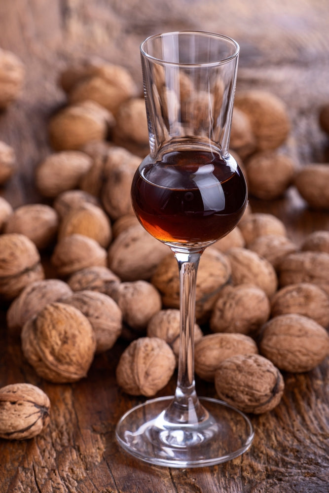 Walnut, nuts, liqueur 